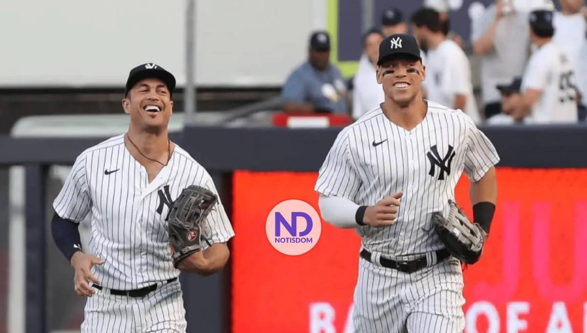 Los dominicanos Martínez y Bello lideran una brillante actuación latina en Grandes Ligas