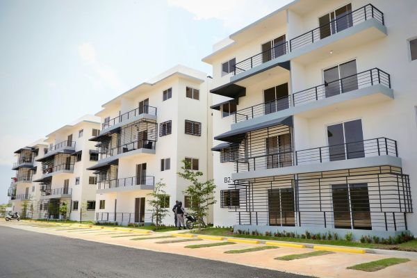 Apartamentos entregados Abinader entrega apartamentos y supervisa la avenida Ecológica