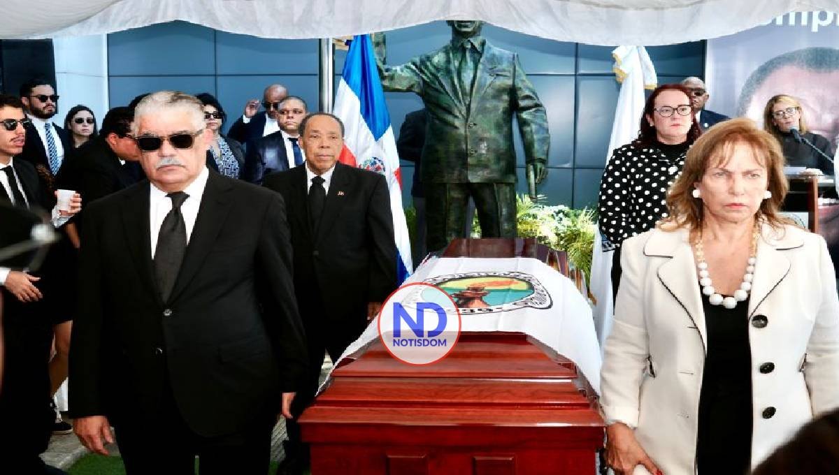 El PRD rinde homenaje póstumo a Rafael “Fello” Suberví Bonilla 2 El PRD rinde homenaje póstumo a Rafael “Fello” Suberví Bonilla