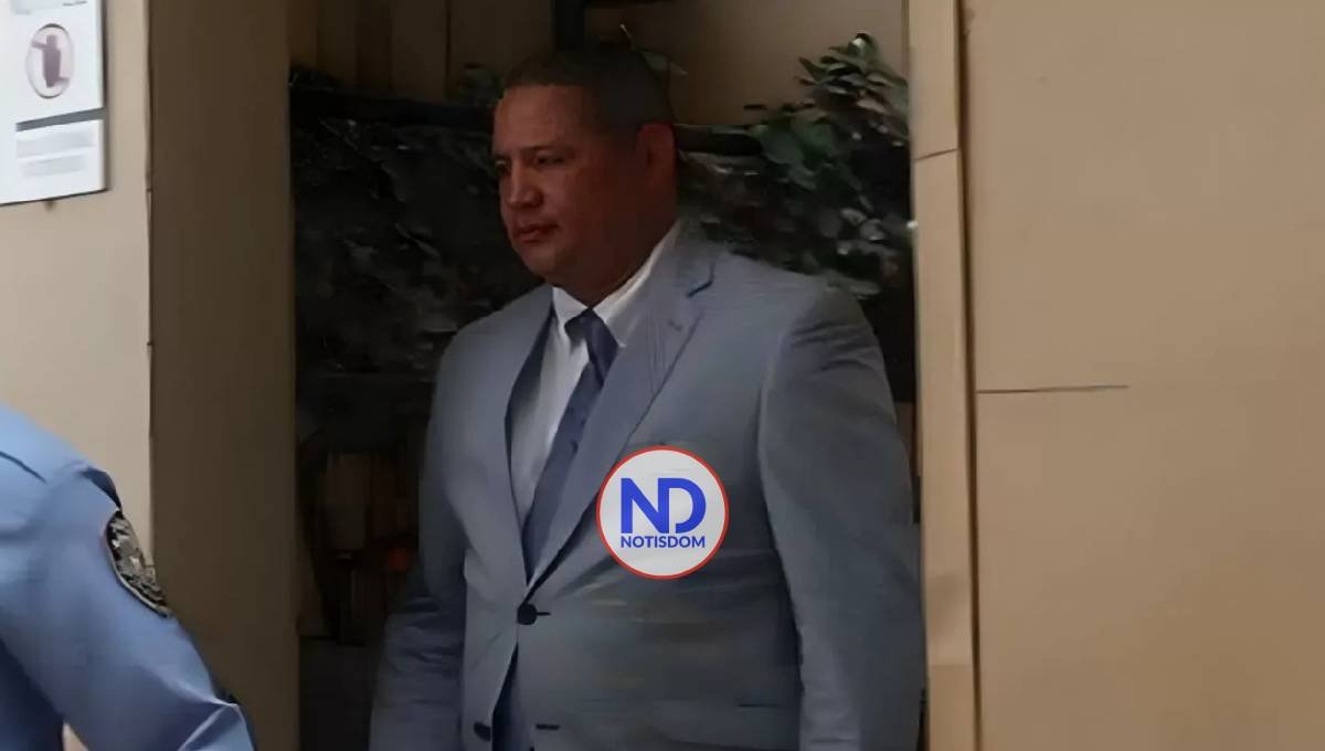 Tribunal envía a prisión a capitán de la Armada por violencia de género