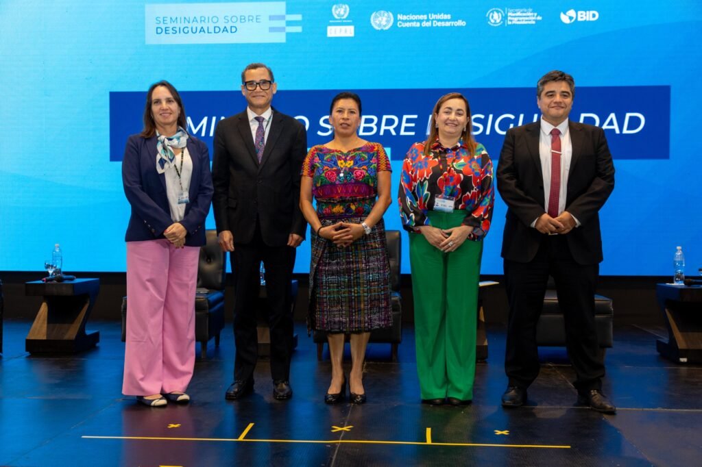 Equipo Com. Ministerio de Trabajo Olivares asegura políticas de empleos favorecen en reducción de desigualdades