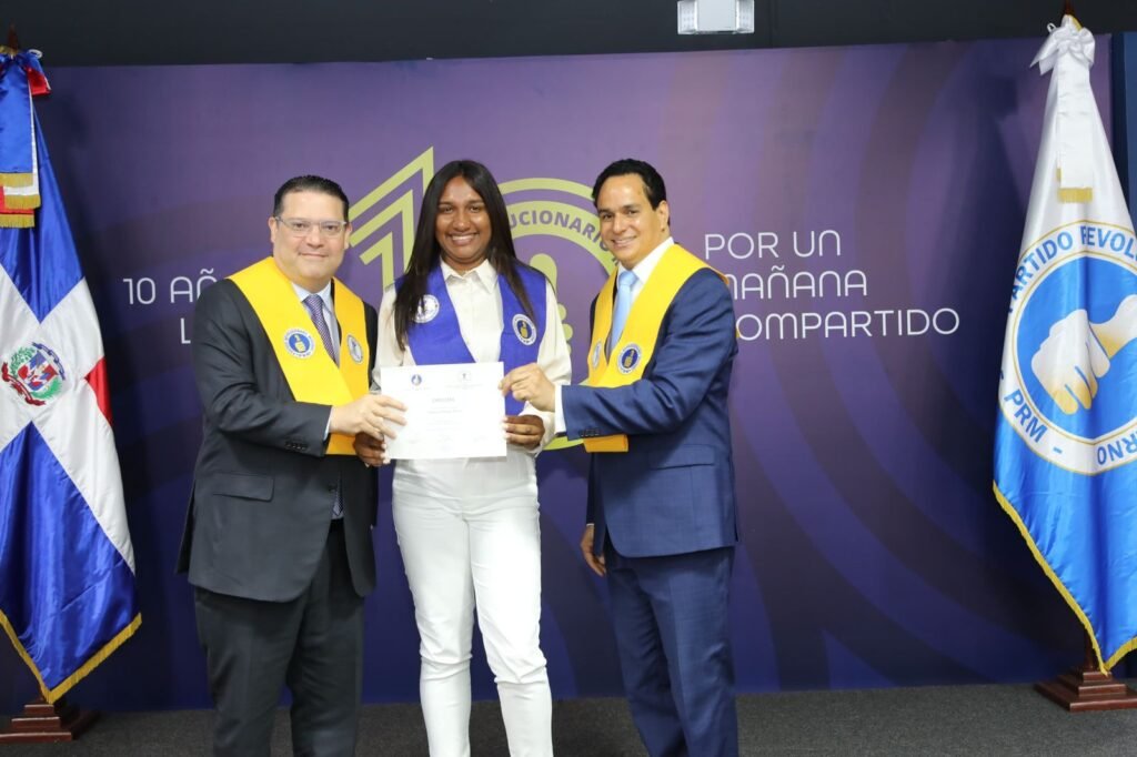 Escuela politica del PRM 1 Afirman más de 1,500 militantes del PRM han recibido formación en su escuela política