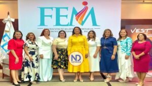 FEM impulsa el liderazgo femenino en almuerzo empresarial “El Triángulo del Poder”
