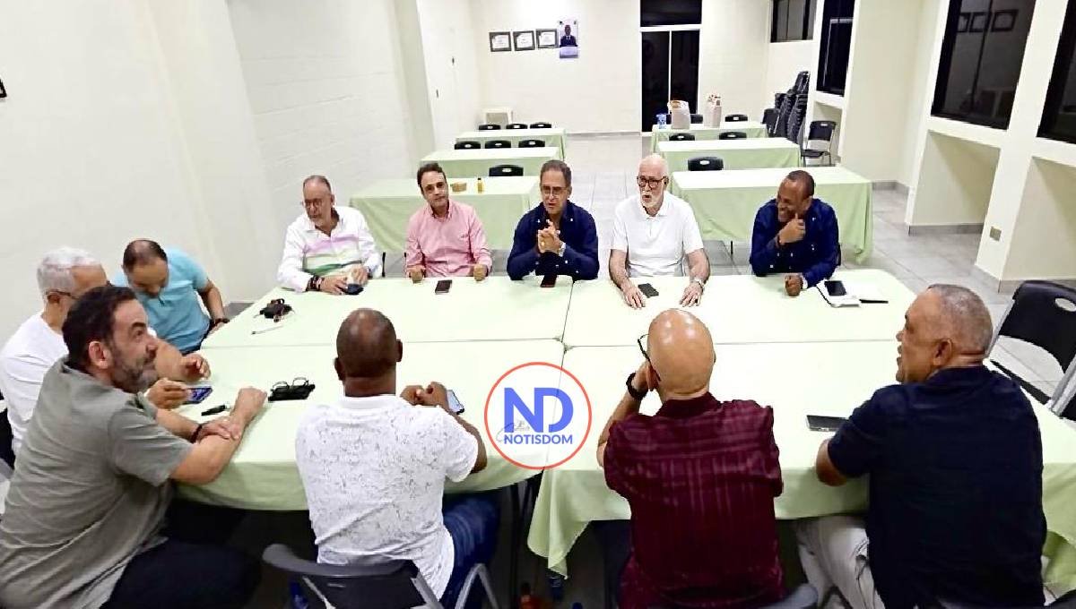 Federaciones deportivas valoran gestión del ministro Kelvin Cruz