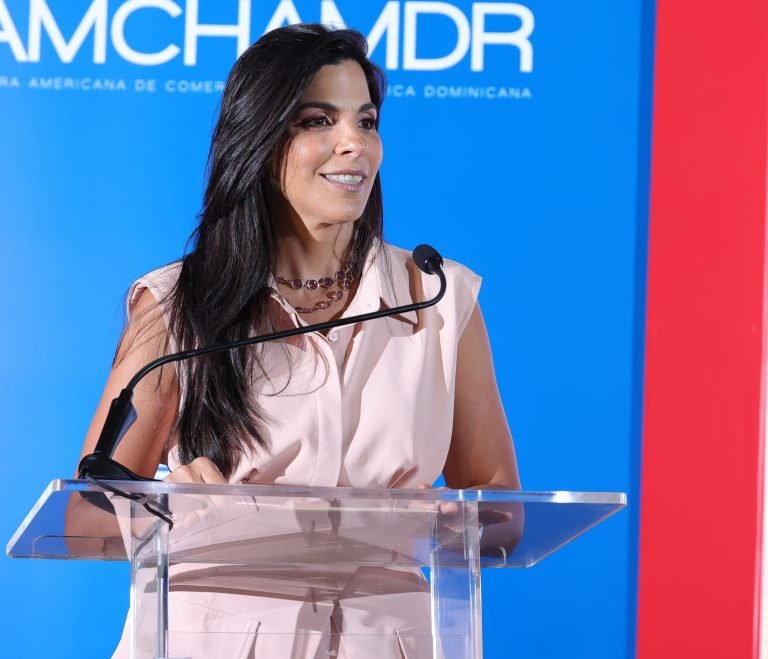Francesca Rainieri 1 Anuncian ambicioso plan para RD formar millares de técnicos