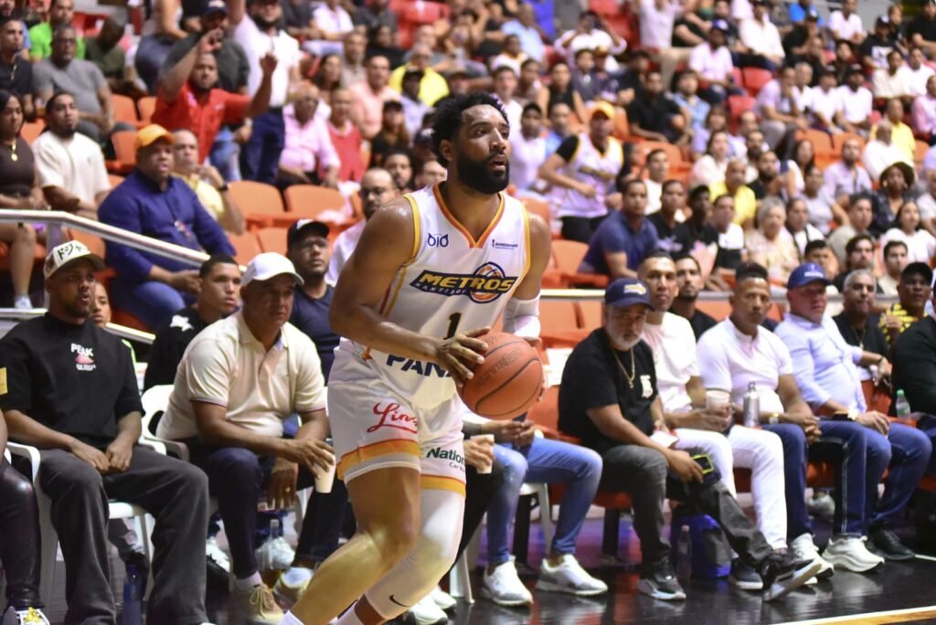 JUAN GUERRERO Metros vencen a Indios y se colocan a un triunfo de la final LNB