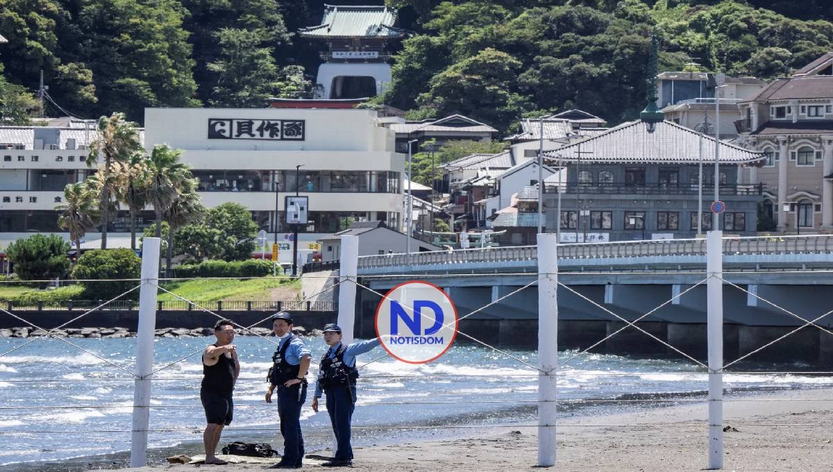 Japón rebaja las alertas de tsunami para varias zonas del país