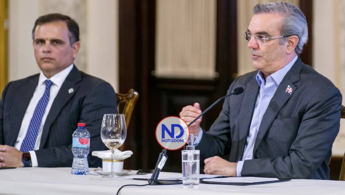 Vicente dice renunció Hacienda y que llegue «Sangre Nueva»