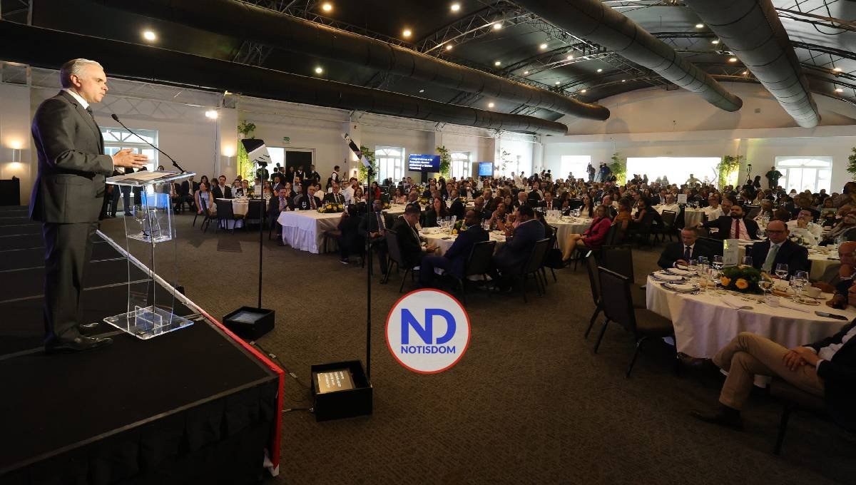 Anuncian ambicioso plan para RD formar millares de técnicos