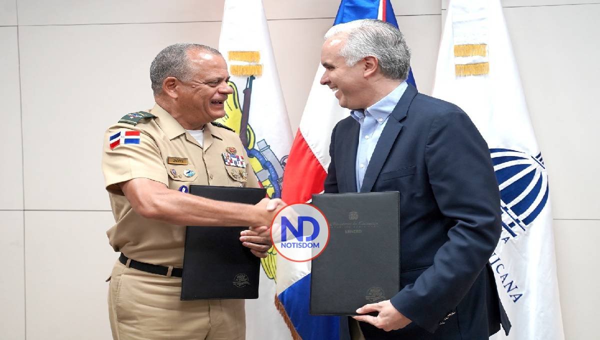 Gobierno producirá 150 mil butacas escolares a través de Industria Militar 2 Gobierno producirá 150 mil butacas escolares a través de Industria Militar