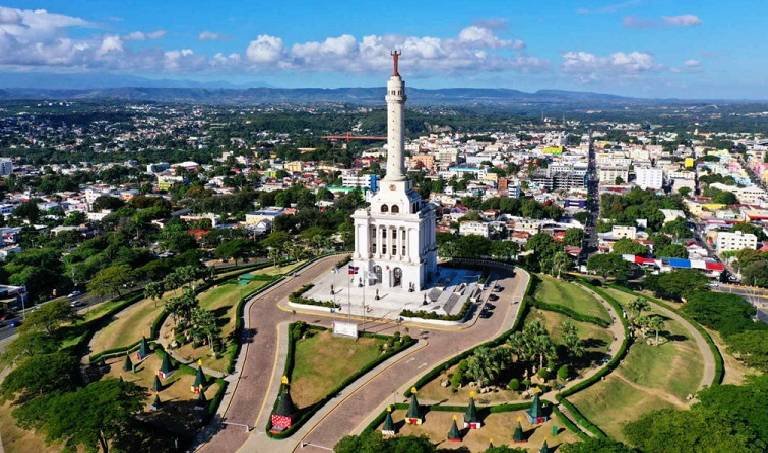 Constructores Cibao fustigan al Ministerio de Medio Ambiente
