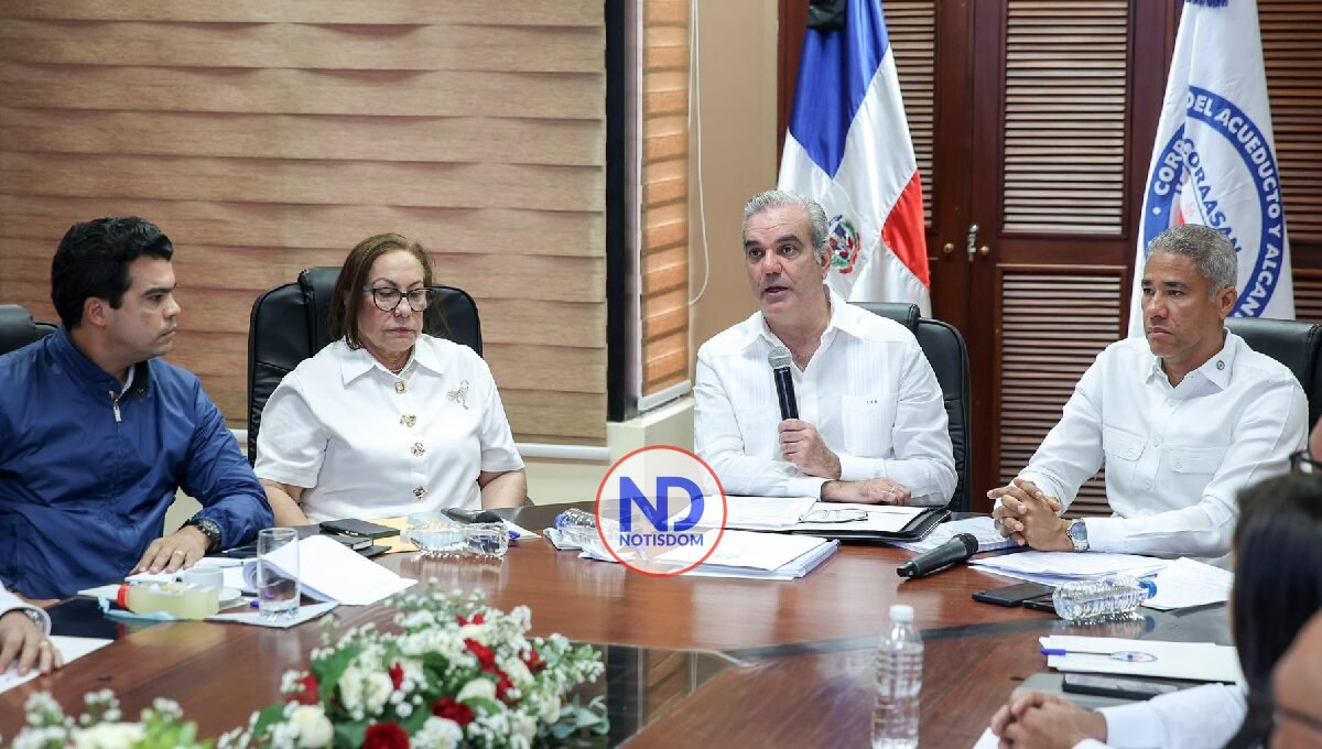 Abinader afirma Gobierno supera los 4,000 millones pesos en inversión directa para agua y saneamiento en Santiago 2 Abinader afirma Gobierno supera los 4,000 millones pesos en inversión directa para agua y saneamiento en Santiago