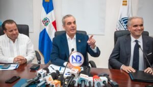 Presidente Abinader da seguimiento a acciones para que año escolar 2025-2026 sea un éxito