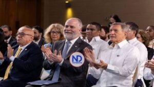 Muestran equipos digitales de revisión de textos bancarios