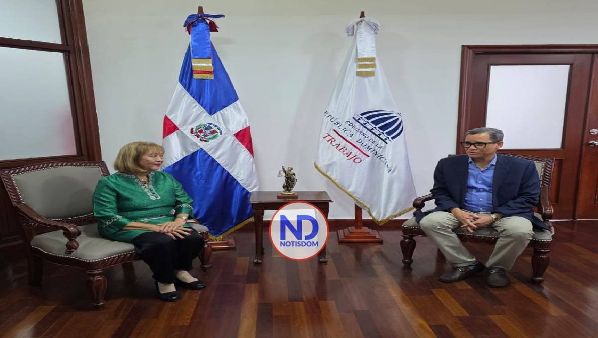 Olivares se reúne con representantes chinos en RD tras cierre de negocios