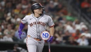 Willy Adames pega 2 jonrones en revés San Francisco ante Jays