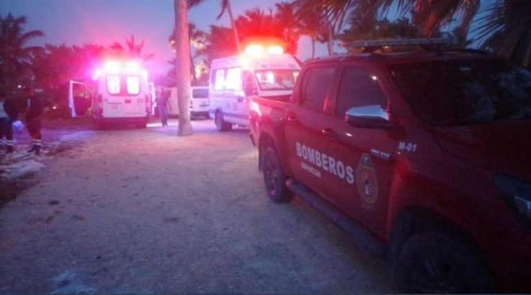 ambulancia 11 ARD rescata a 17 iban en yola zozobró camino a Puerto Rico