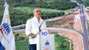 Presidente Abinader inaugura avenida Circunvalación de Baní