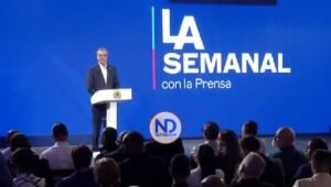 Abinader responde a Danilo Medina y resalta obras realizadas en San Juan