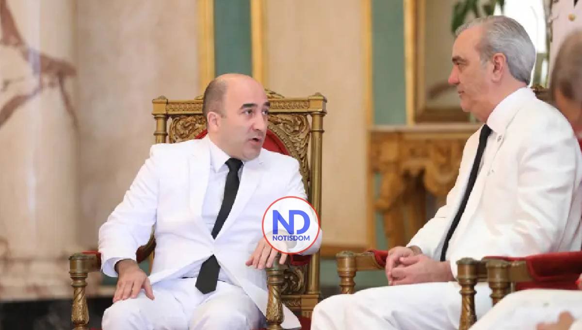 Presidente Abinader recibe cartas credenciales de siete nuevos embajadores en el país