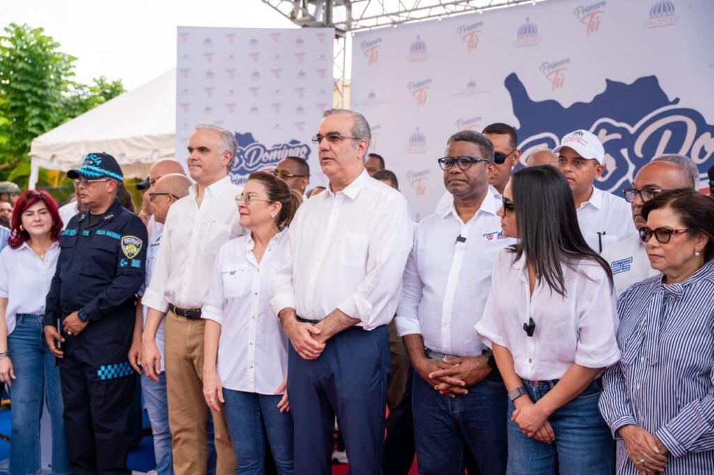 Autoridades en Capotillo 1 Robert Polanco asegura “Abinader rompió con el clientelismo”