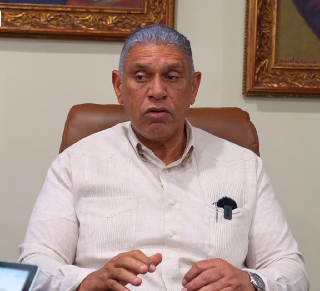 Chu Vásquez llama al PRM a respaldar con mayor fuerza la gestión de Abinader 4 Chu Vasquez Chu Vásquez llama al PRM a respaldar con mayor fuerza la gestión de Abinader