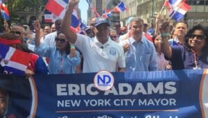 Miles participan en el Desfile Dominicano en Nueva York