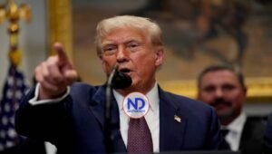 Trump defiende el despliegue de submarinos cerca de Rusia