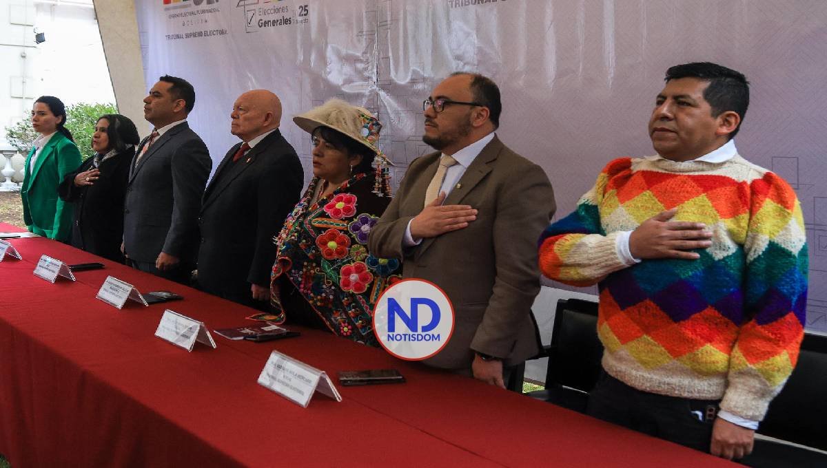Inicia la jornada de votación en Bolivia para elegir a presidente y renovar el Legislativo