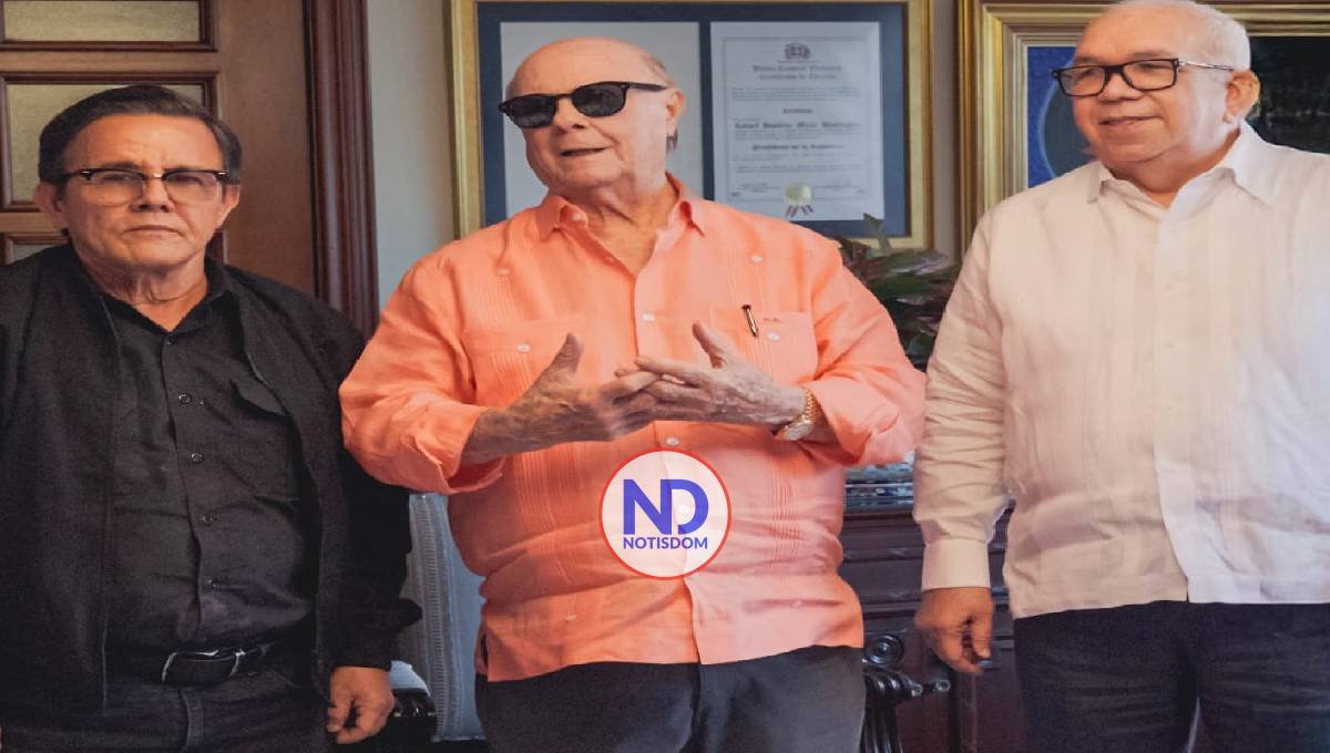 Hipólito Mejía agradece dedicatoria del IX Congreso Nacional de la ANPA