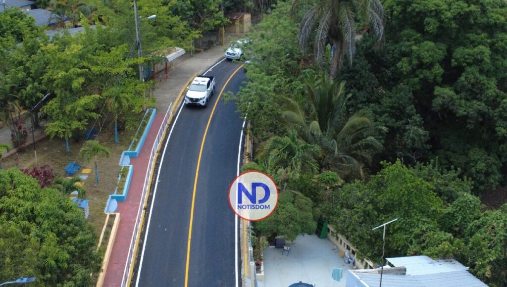 NOTISDOM FOTOS PF2025 2025 08 24T171901.072 Abinader inaugura carreteras por más de RD$1,000 millones y mejora conectividad La Vega-Santiago