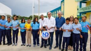 Presidente Abinader inaugura moderno Politécnico en Artes «Ñico Lora» en Navarrete