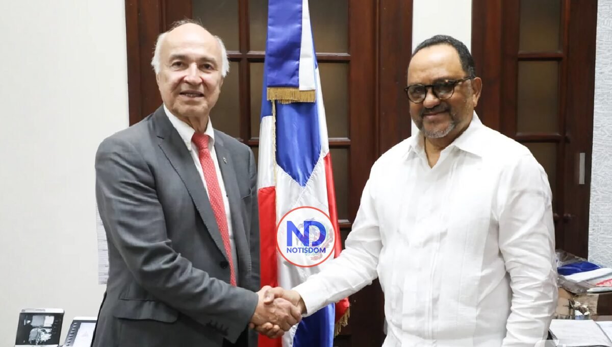 Gil Botero califica creación del Ministerio de Justicia en RD como "gran festejo para la democracia" 2 Gil Botero califica creación del Ministerio de Justicia en RD como «gran festejo para la democracia»