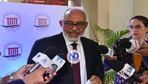 Persio Maldonado destaca formación justicia constitucional para afrontar retos de la IA en el periodismo