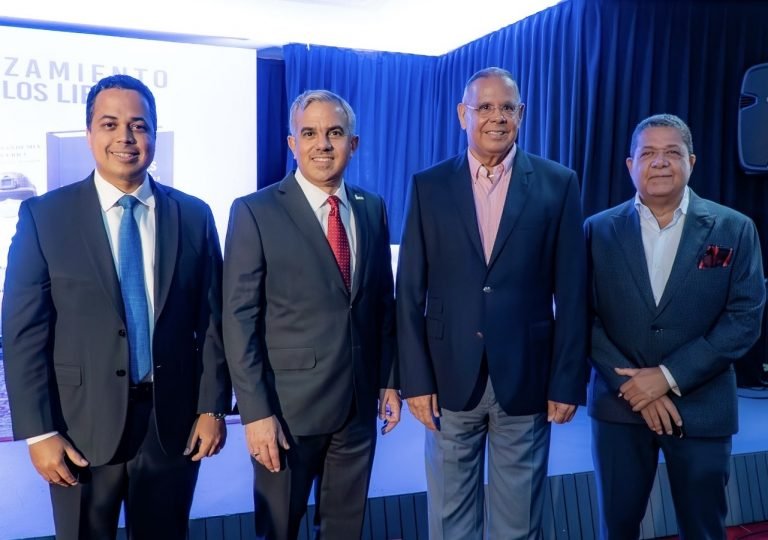 Contralor Santana pone circular obras de economía y finanzas 3 Paul Pimentel Ivan Guzman Juan Ramon y Saul Contralor Santana pone circular obras de economía y finanzas