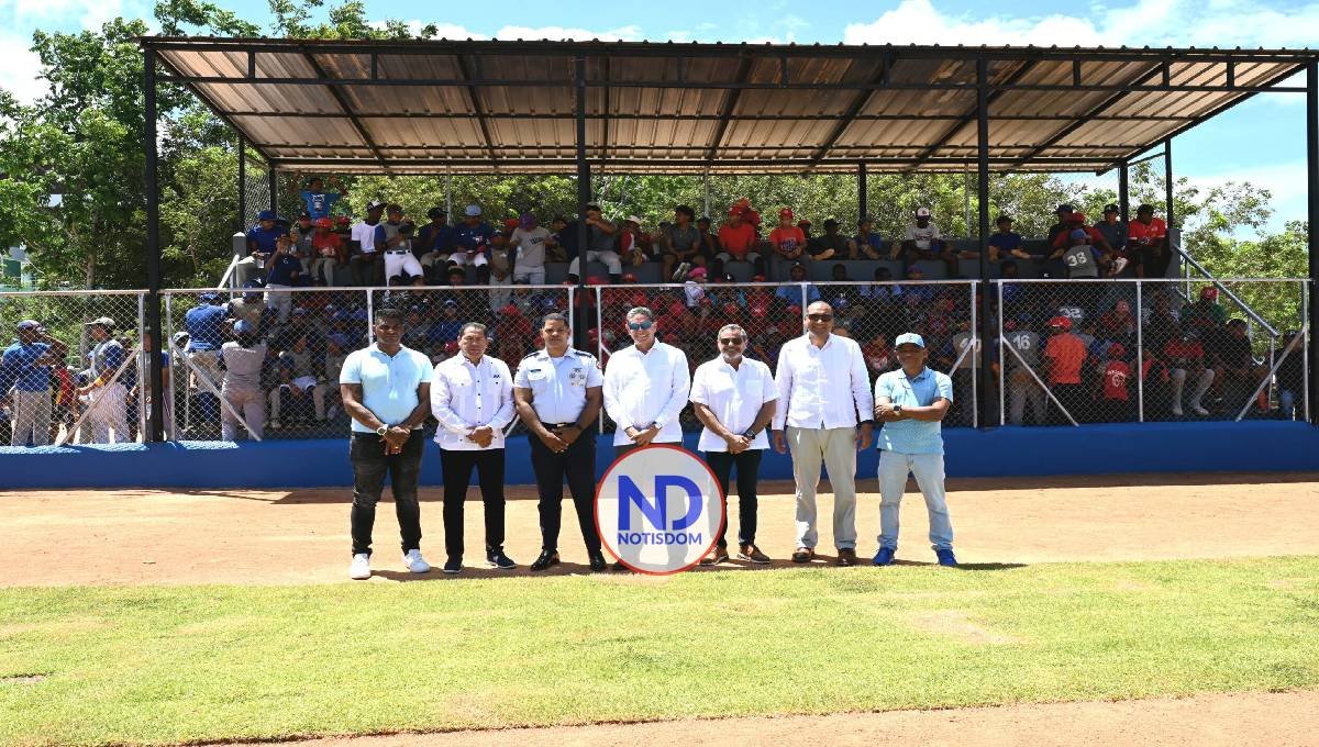 Juega Banreservas construye Play Béisbol Felipe Rojas Alou