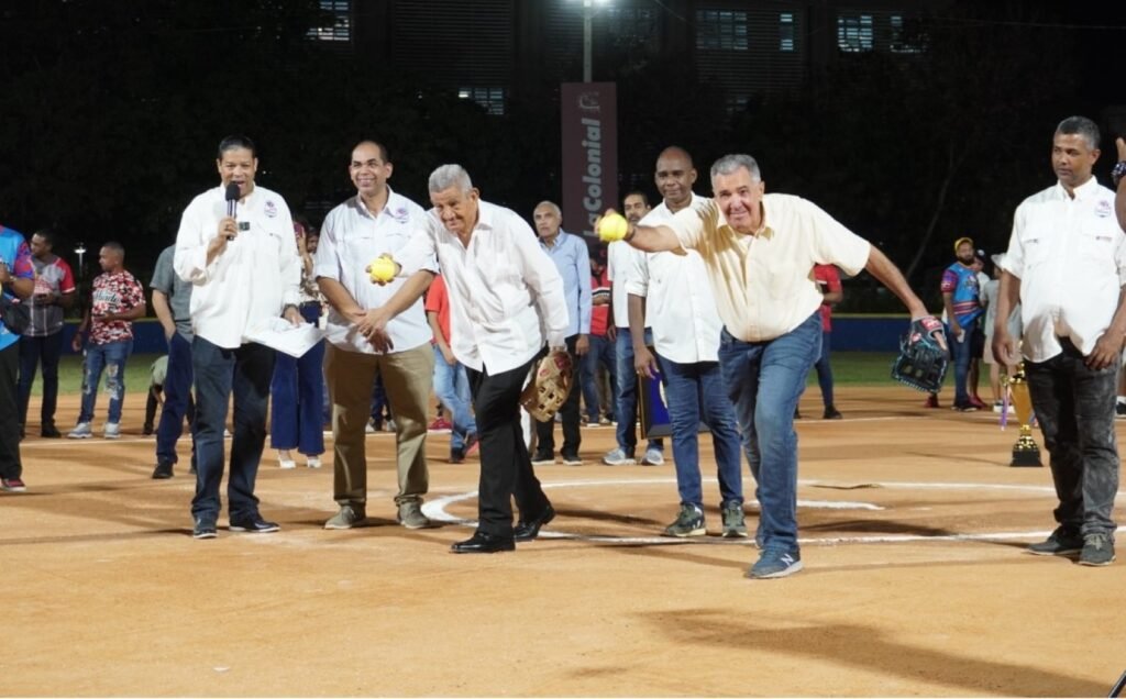 La Mandarria gana a Farándula-A, en inicio softbol Distrito Nacional 3 Rafael Pichardo La Mandarria gana a Farándula-A, en inicio softbol Distrito Nacional