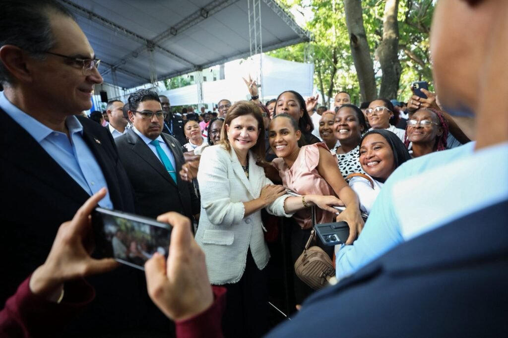 Raquel Pena 184 Raquel Peña destaca importancia de las zonas francas y Mipymes para motorizar la economía
