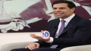 Ministro de Cultura califica de profanación adaptación del Himno Nacional realizada por grupo LGBTQ+