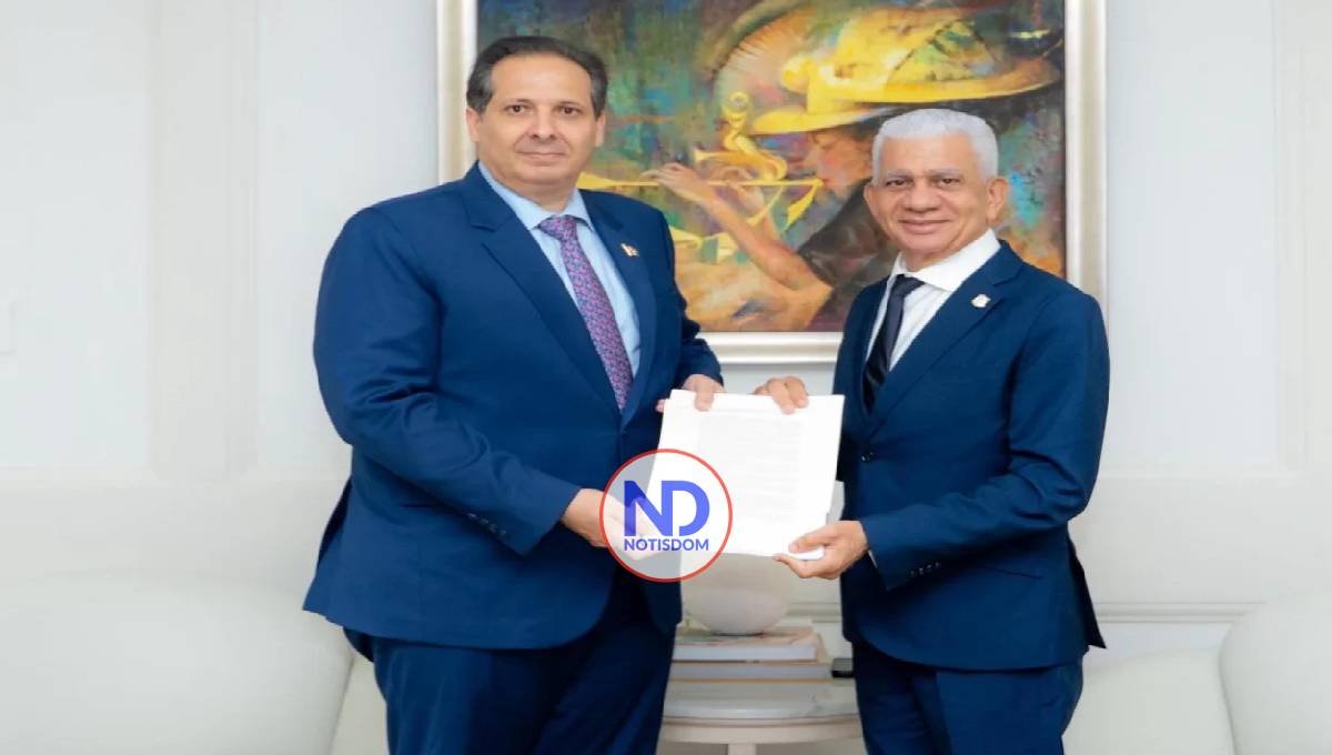 Ministro de Salud somete ante el Senado una propuesta de reforma de la Ley de Salud Mental