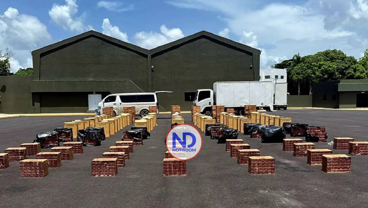 Decomisan más de 960 mil cigarrillos y alcohol en San Francisco de Macorís