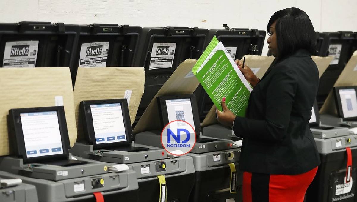 Trump propone eliminar máquinas y el voto por correo