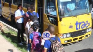 El Gobierno apoyará colegios establezcan transporte escolar