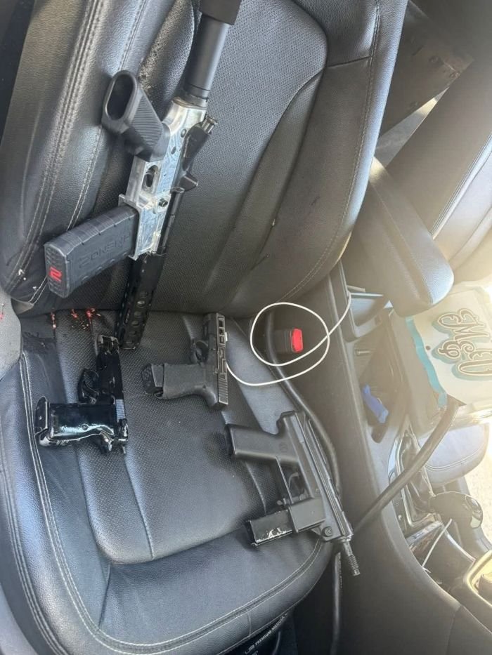 Armas incautadas en la operacion Cinco muertos en un presunto enfrentamiento con policías