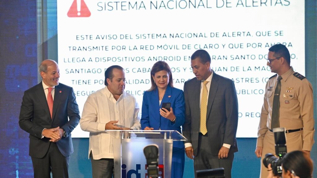 Autoridades prueban Sistema Nacional de Alerta Gobierno dominicano realiza primera prueba técnica del Sistema Nacional de Alertas