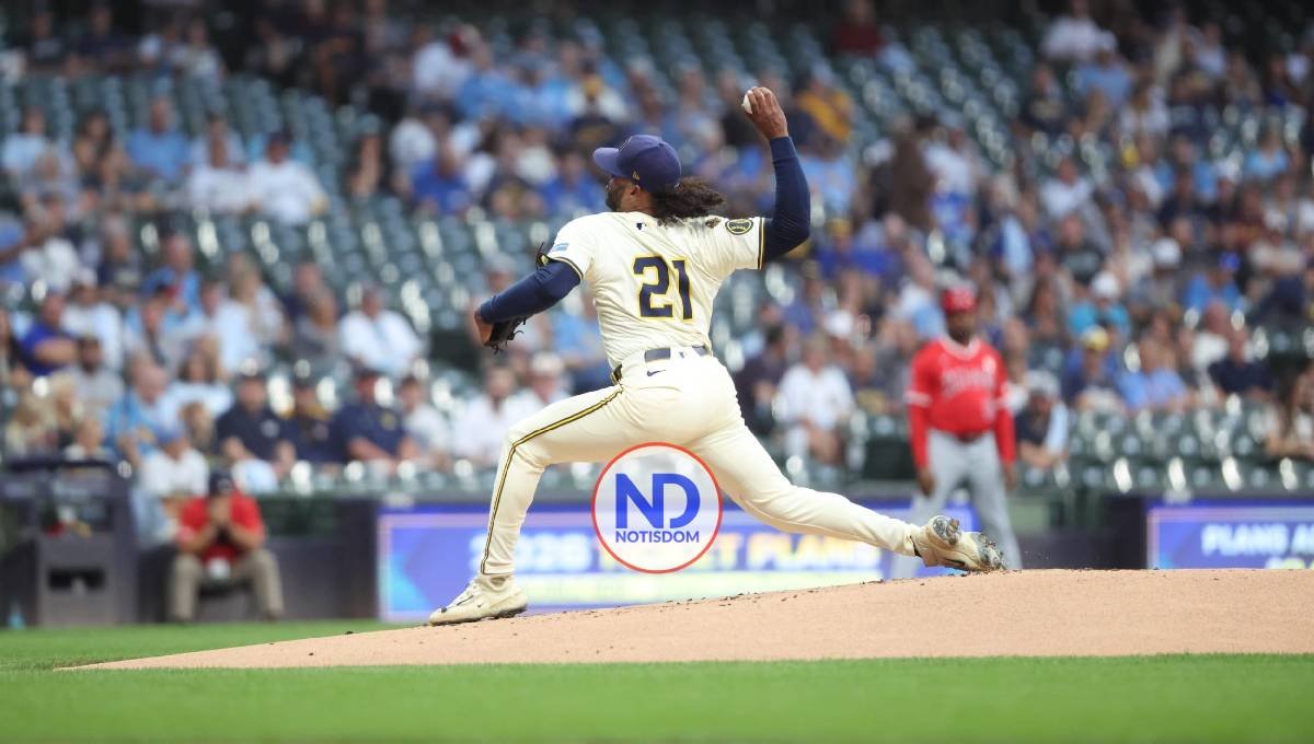 Freddy Peralta ponchó a 10 y llegó a 17 victorias en la temporada