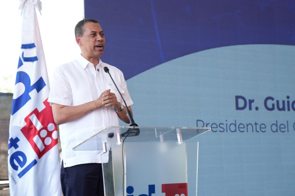 GUIDO GOMEZ MAZARA 2 Indotel lanza programa “Soy Digital” para capacitar en habilidades básicas a 100 mil personas