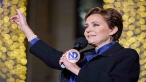 Un juez de EE.UU. bloquea el despido de más de quinientos empleado de la Voz de América