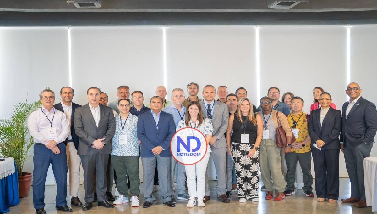 Ito Bisonó resalta estabilidad política y social de RD ante delegación AAFA