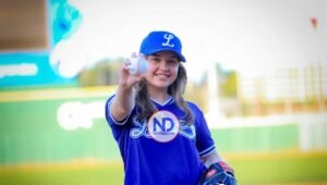 Licey presenta su nueva madrina para la temporada 2025-26